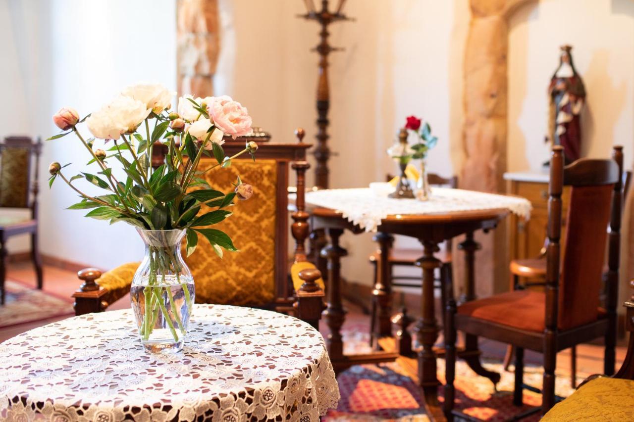 Dom Notre Dame Bed and Breakfast Breslavia Esterno foto