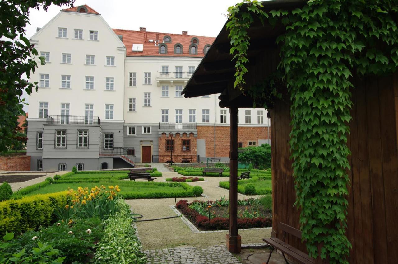 Dom Notre Dame Bed and Breakfast Breslavia Esterno foto