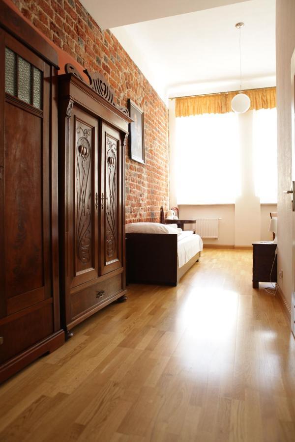 Dom Notre Dame Bed and Breakfast Breslavia Esterno foto