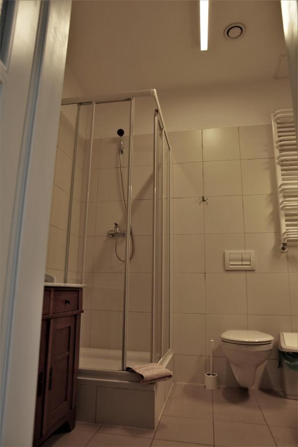 Dom Notre Dame Bed and Breakfast Breslavia Esterno foto